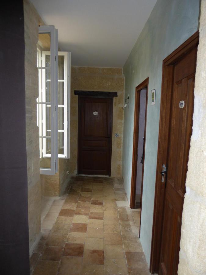 Mas Du Puits Blanc Bed & Breakfast Sernhac Luaran gambar